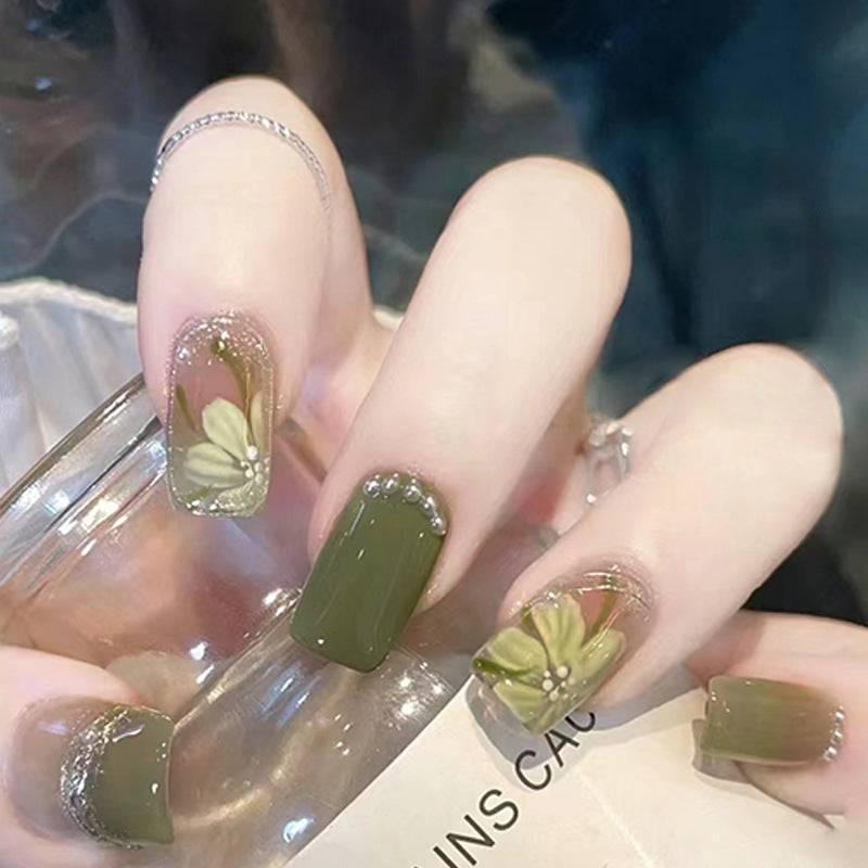 Fresh and Elegant Camellia Wearable Nails - Passion Pulse Adult
