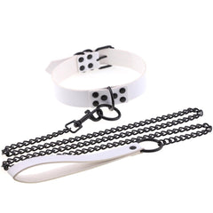 Collar BDSM ajustable con correa – Gargantilla con remaches y cadena de acero para juegos de rol y bondage en pareja.